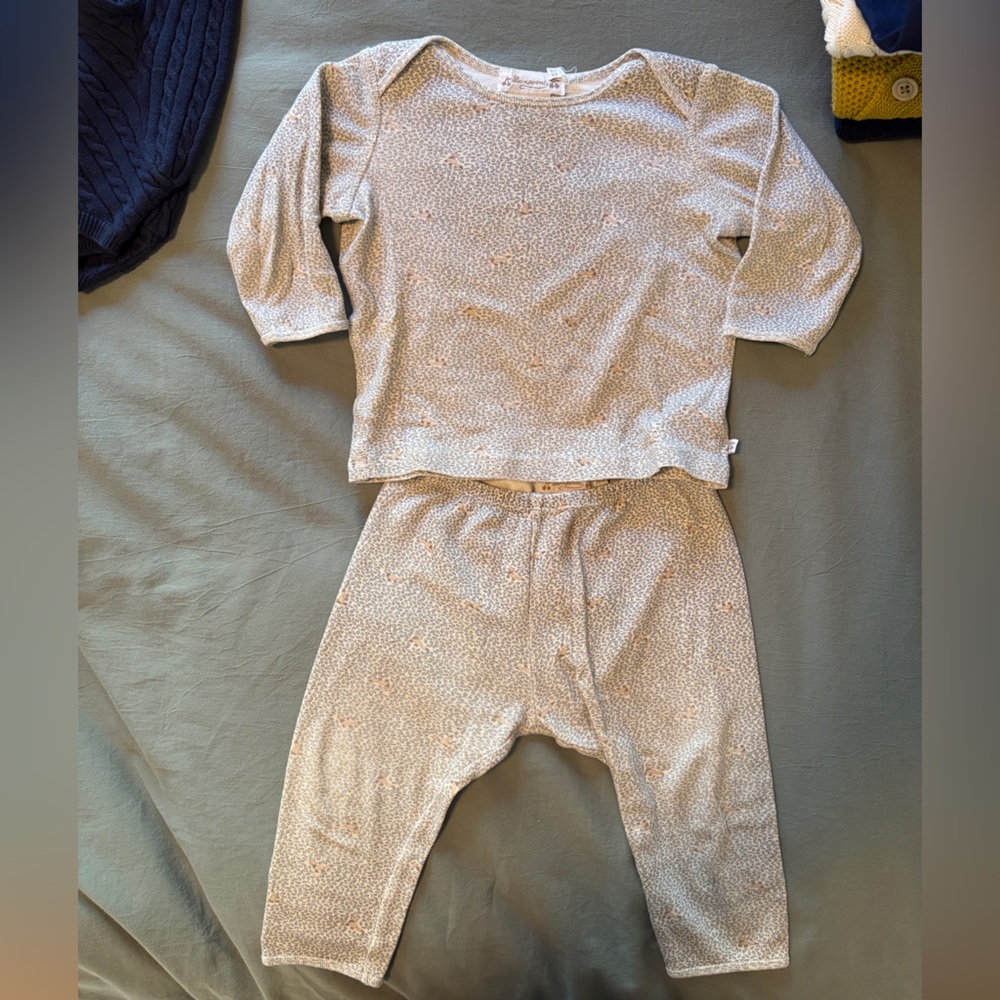 Bonpoint Cream and Gray Patterned Pajamas 18M